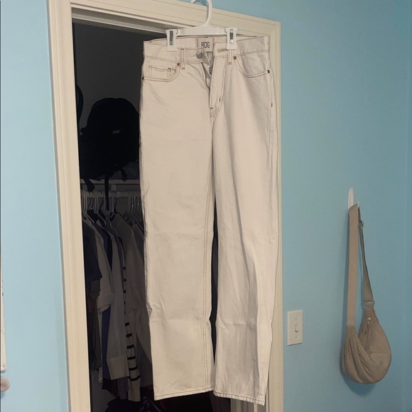 BDG Denim - BDG Women's Cream Straight Leg Jeans